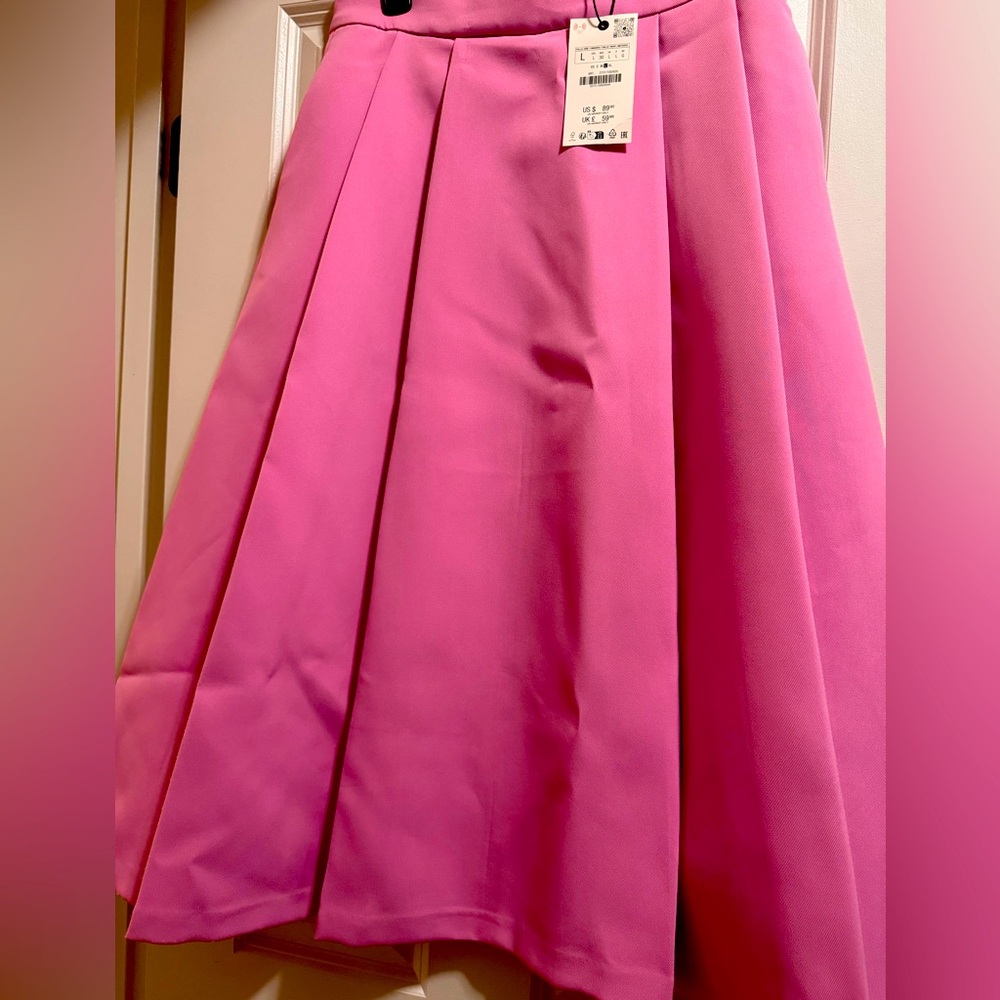 Elegant Pink Women's Skirt